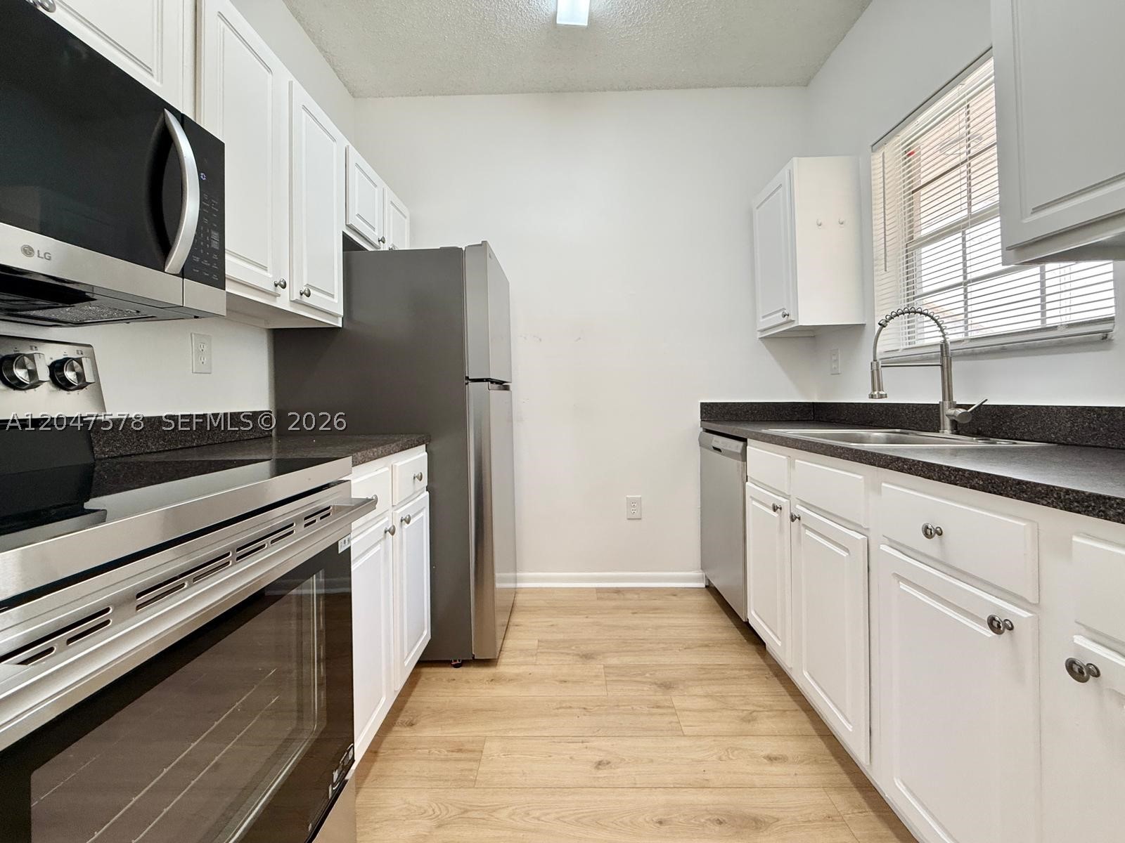 Pembroke Pines photo 4