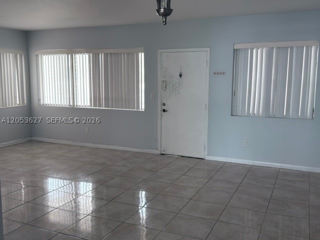 Hallandale Beach photo 3