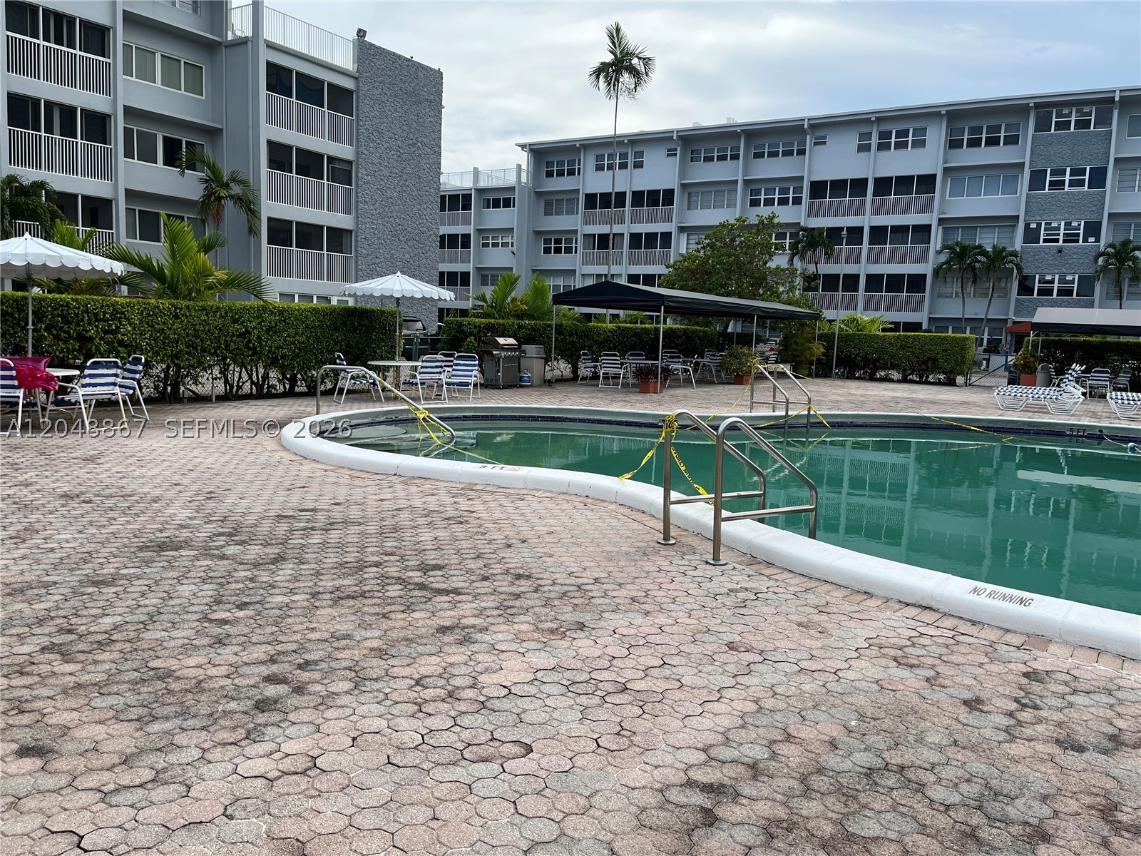 Hallandale Beach photo 1