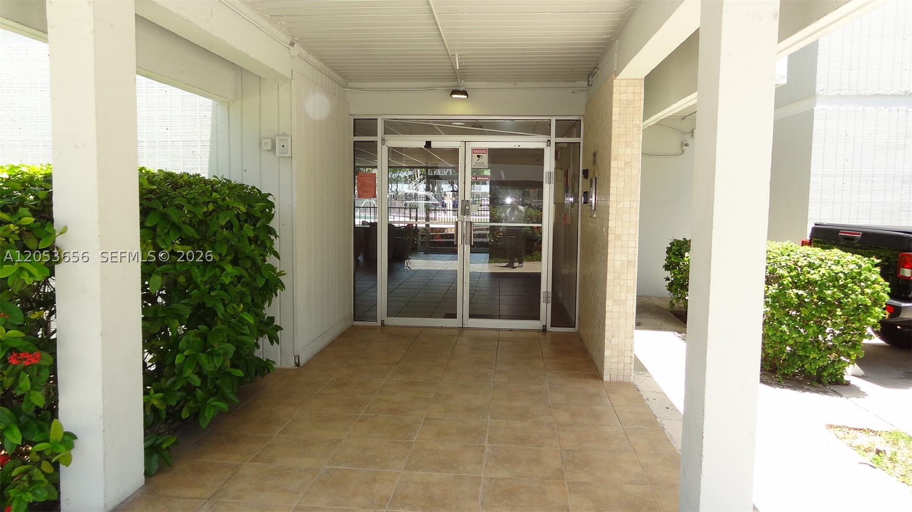 North Miami Beach photo 2