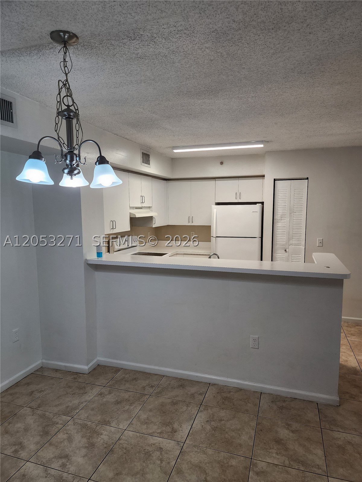 Miramar photo 3