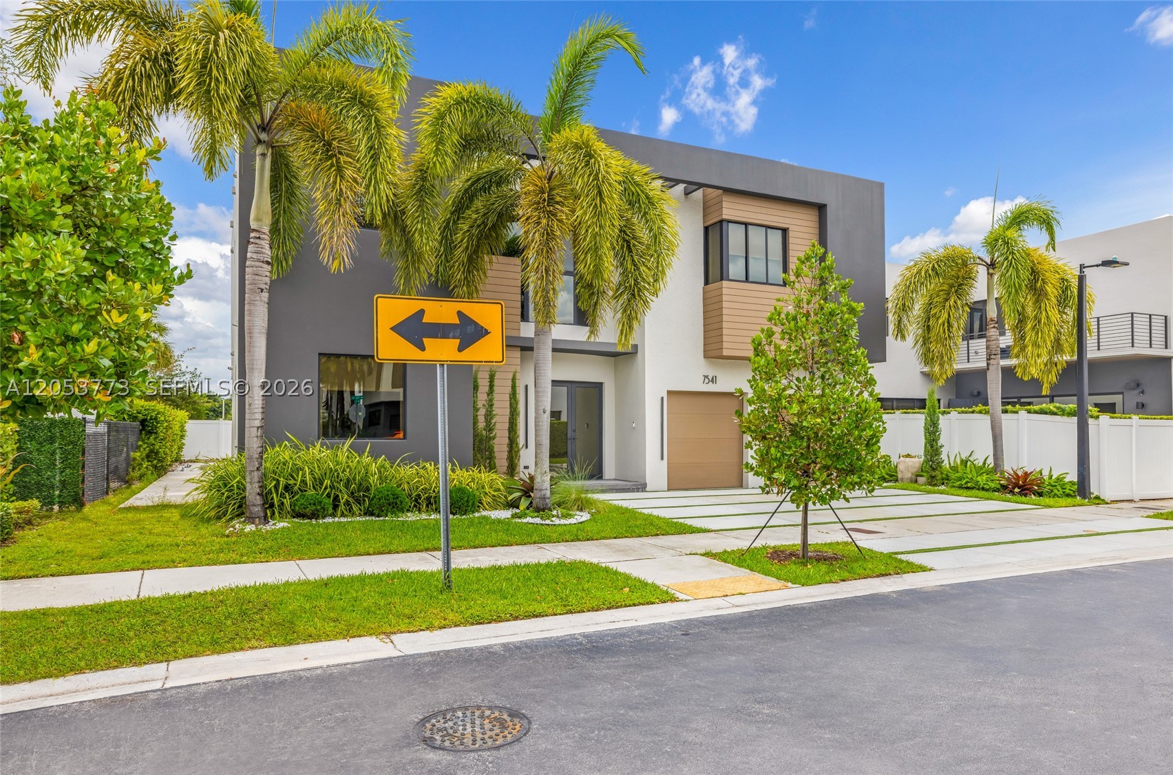 Doral photo 1