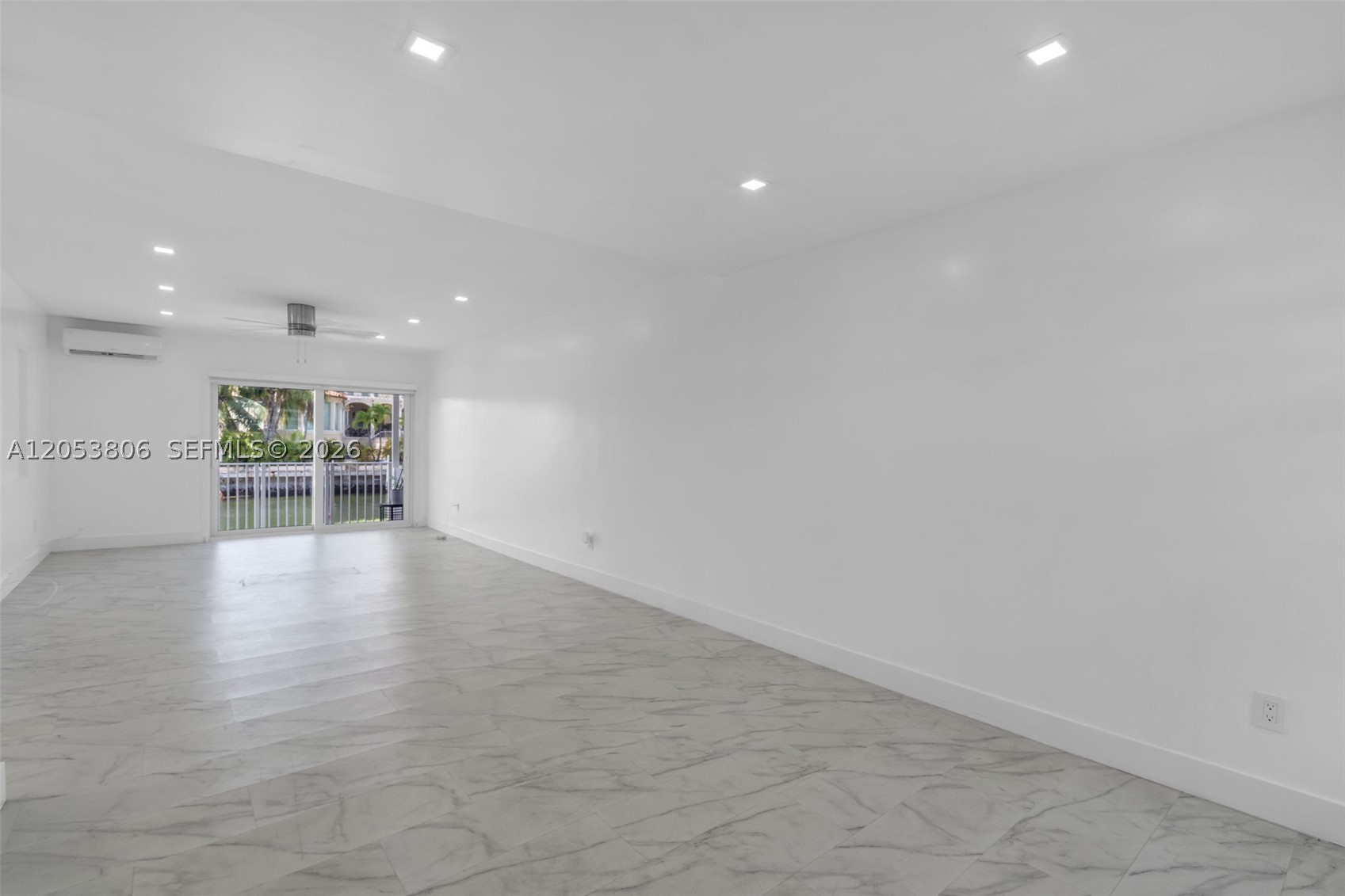 North Miami photo 4