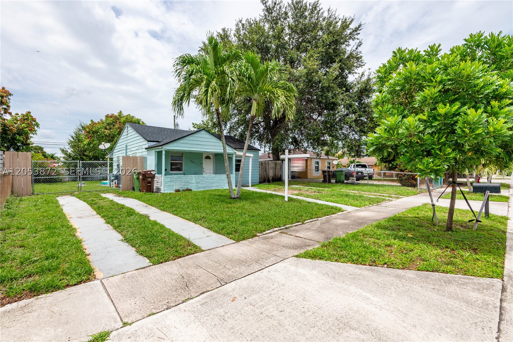 Hialeah photo 2