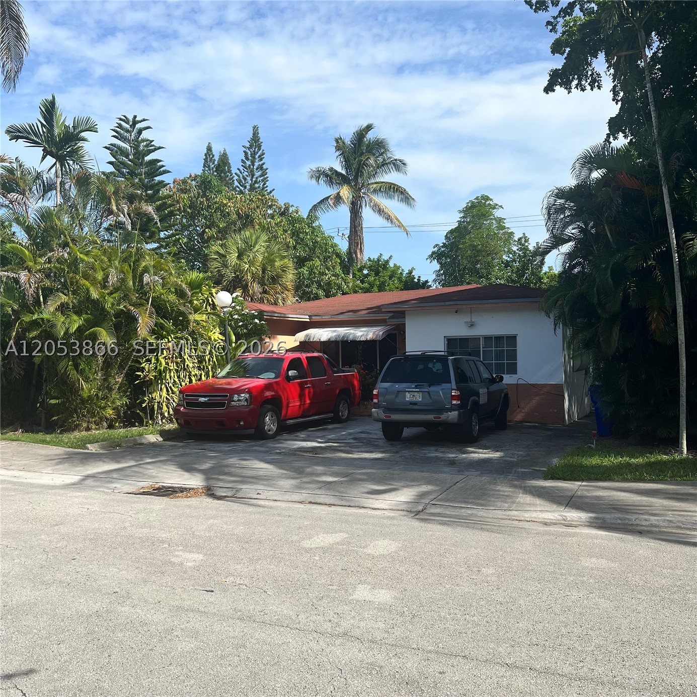 North Miami Beach photo 1
