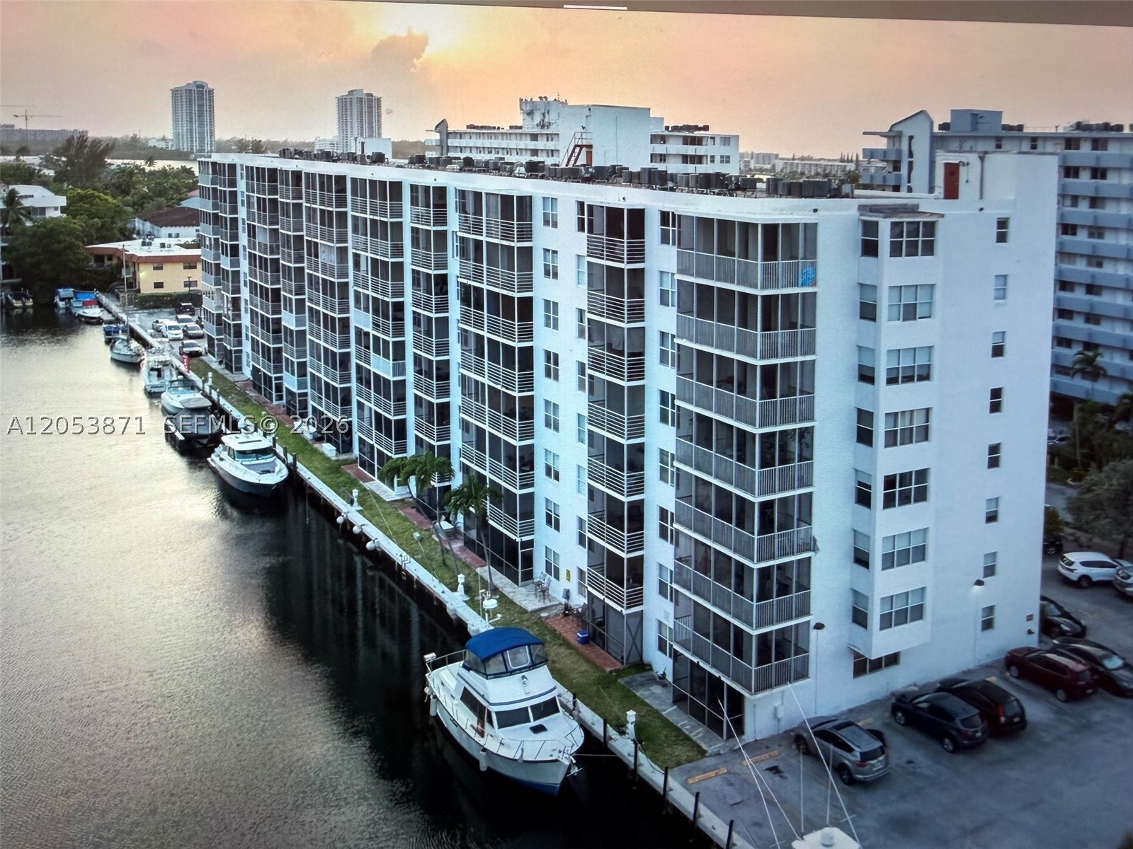 North Miami Beach photo 1