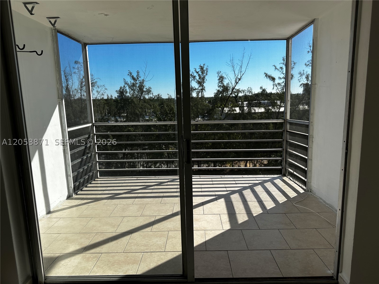 North Miami Beach photo 3