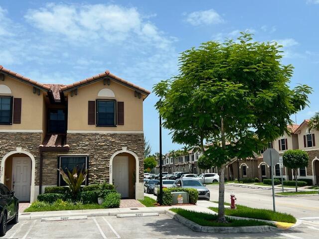 Hialeah photo 2