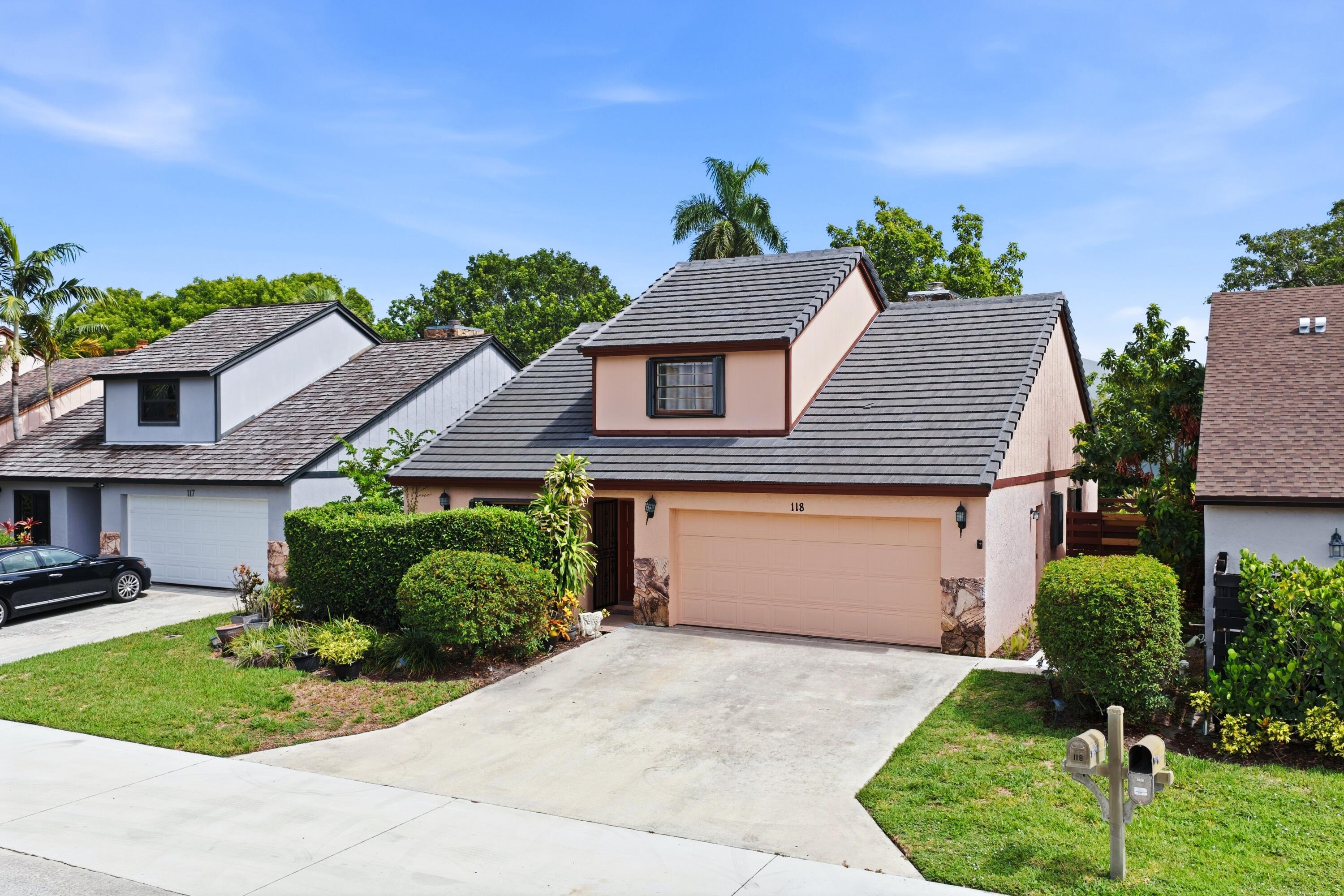 Palm Beach Gardens photo 2