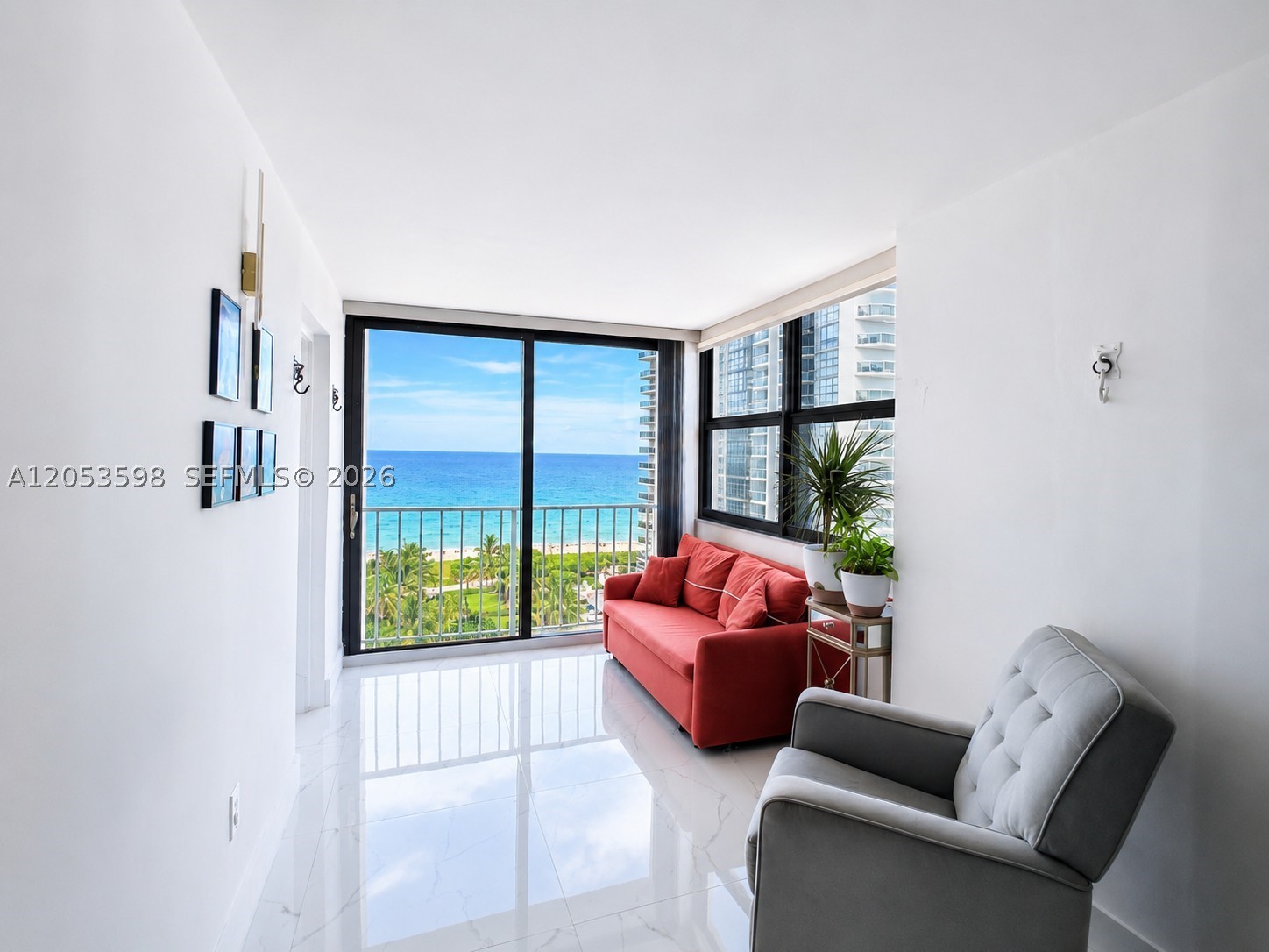 Miami Beach photo 3