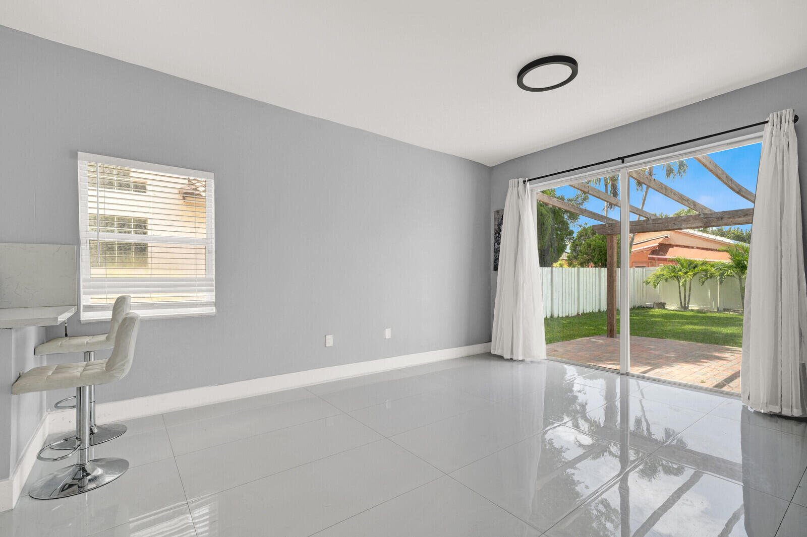 Pembroke Pines photo 5