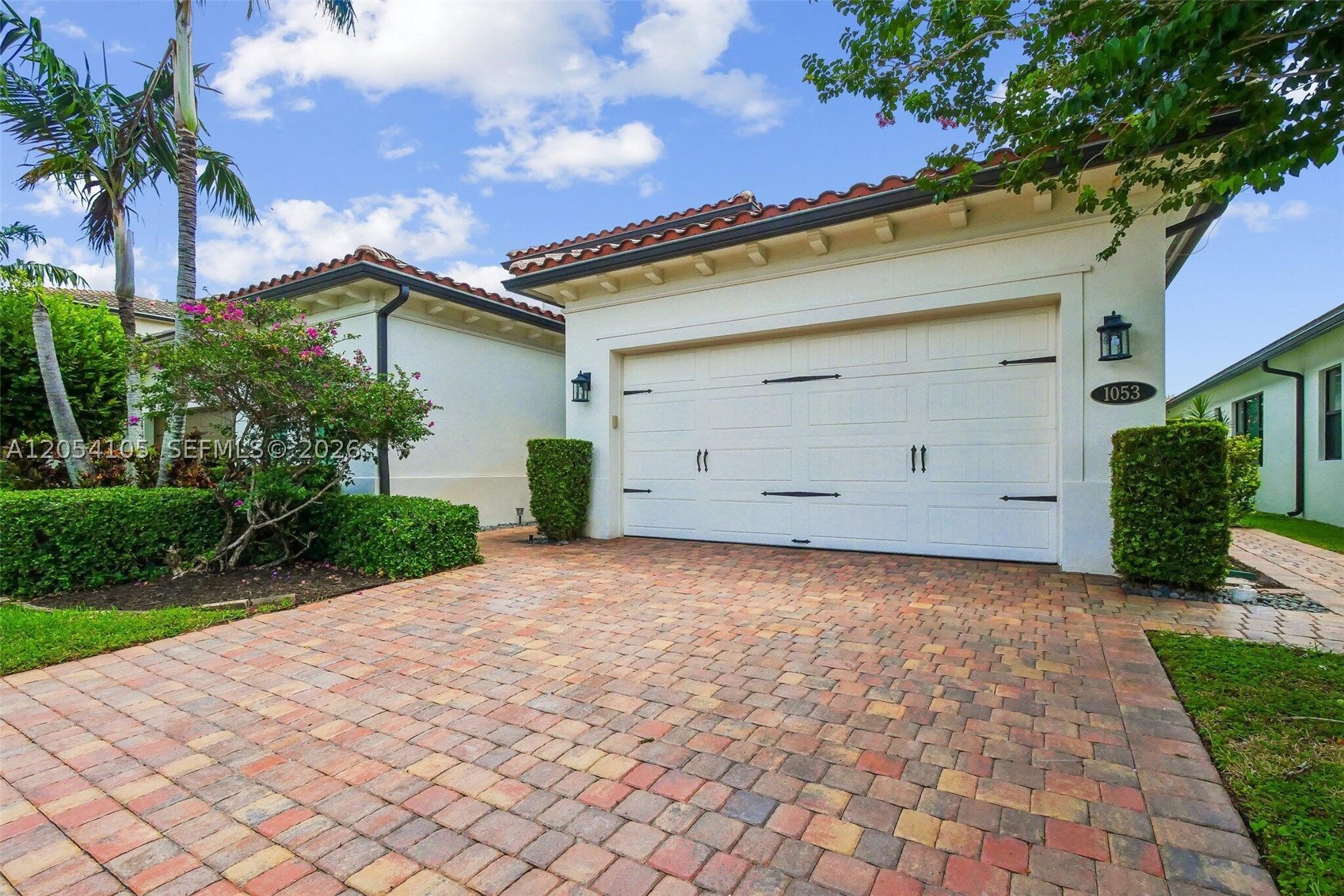 Pembroke Pines photo 1
