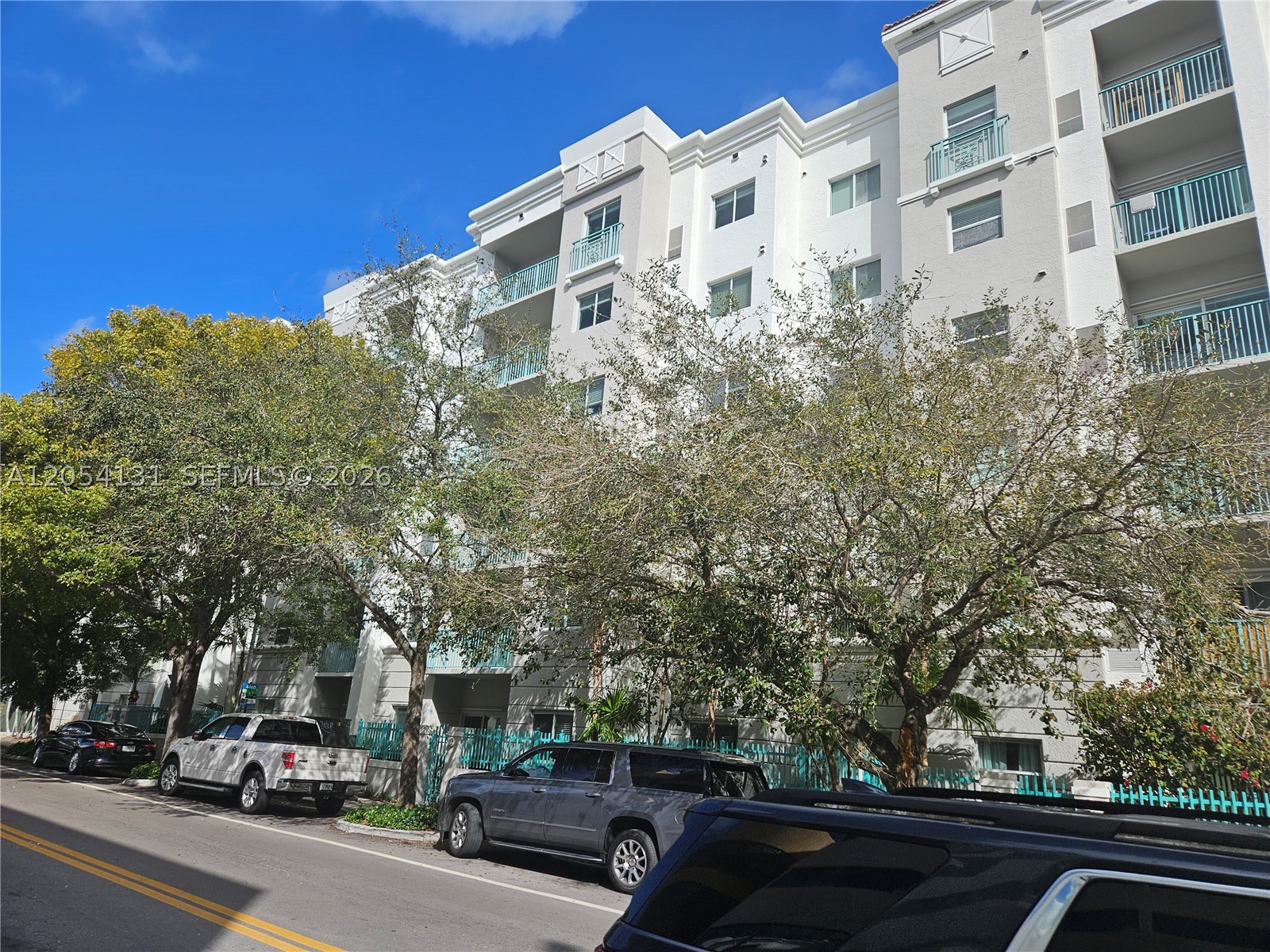 South Miami photo 3