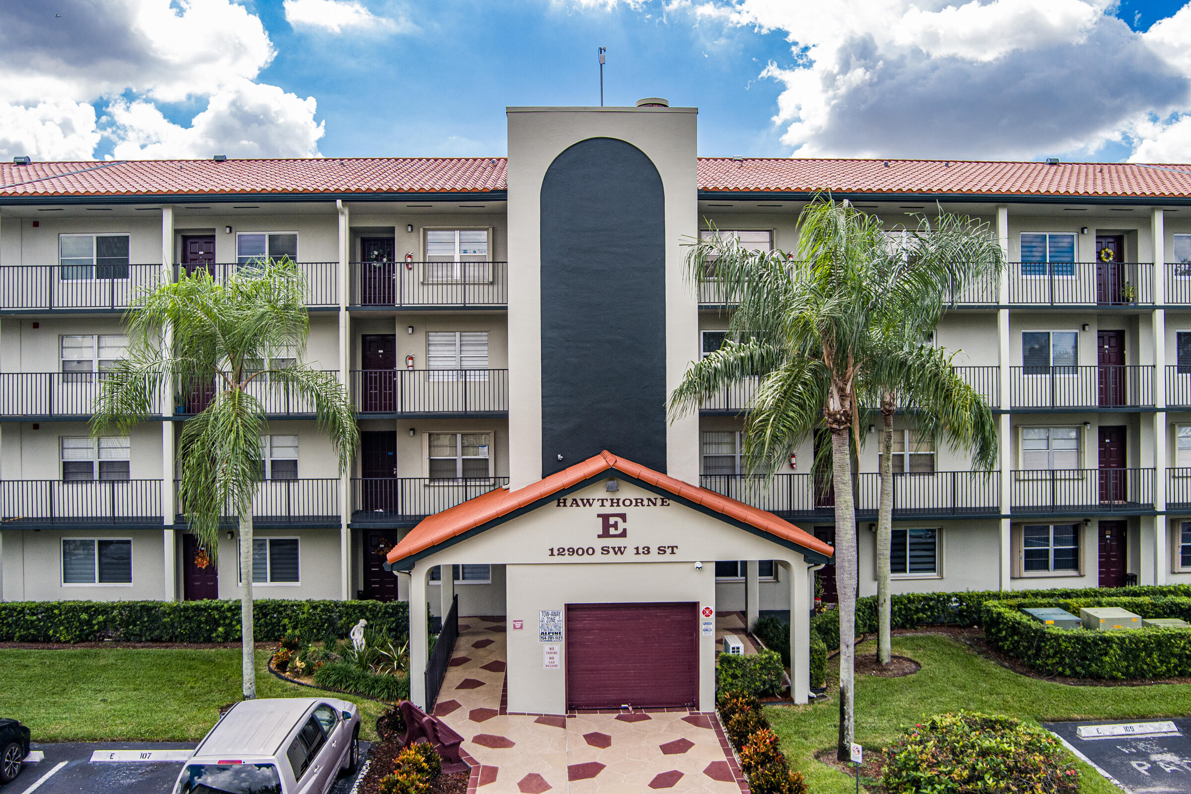 Pembroke Pines photo 4