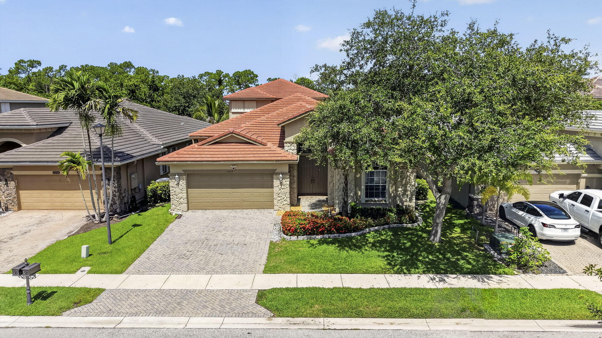Palm Beach Gardens photo 1