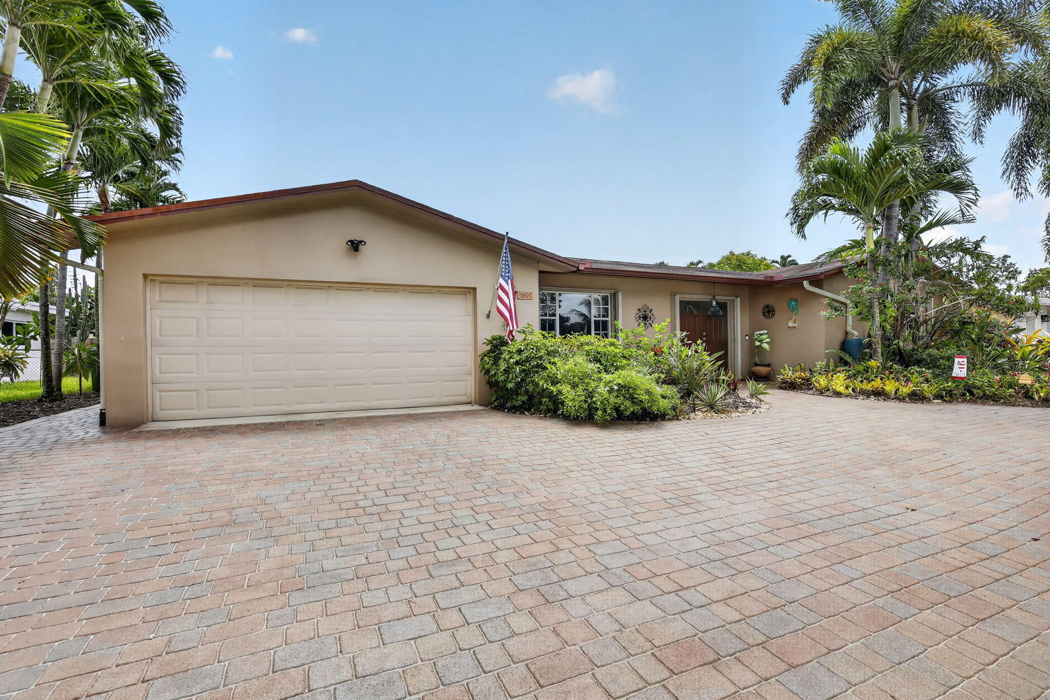 Pembroke Pines photo 3