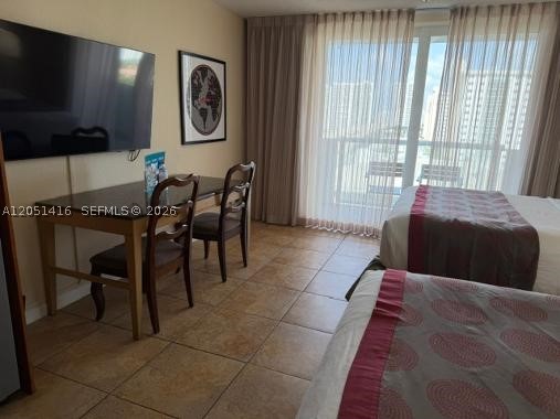Sunny Isles Beach photo 2