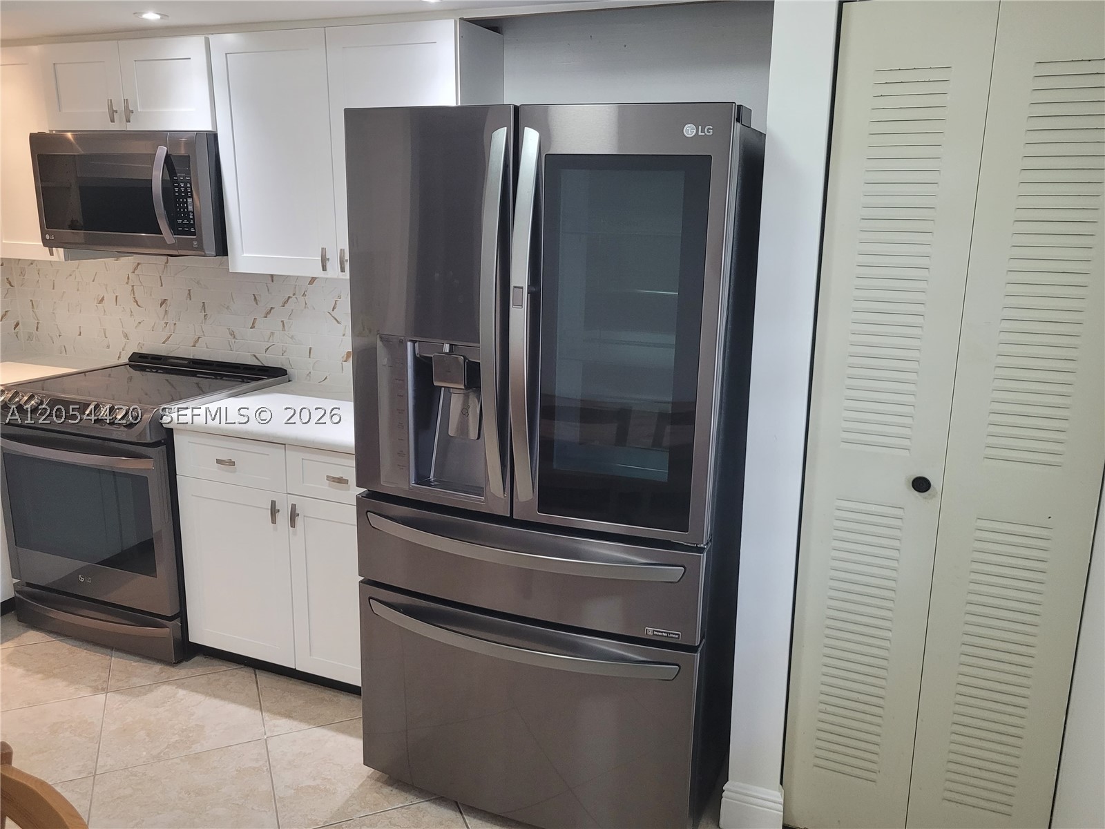 Pembroke Pines photo 2