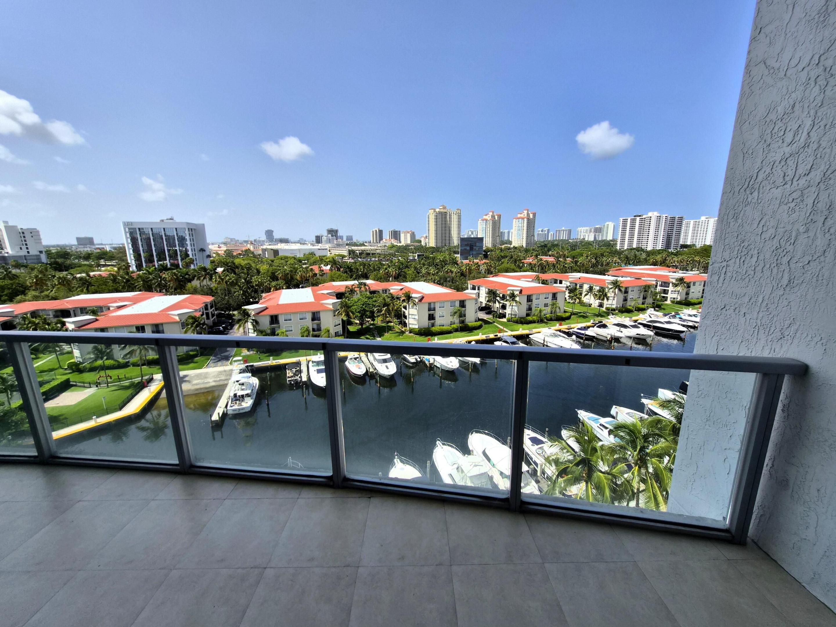 Aventura photo 1