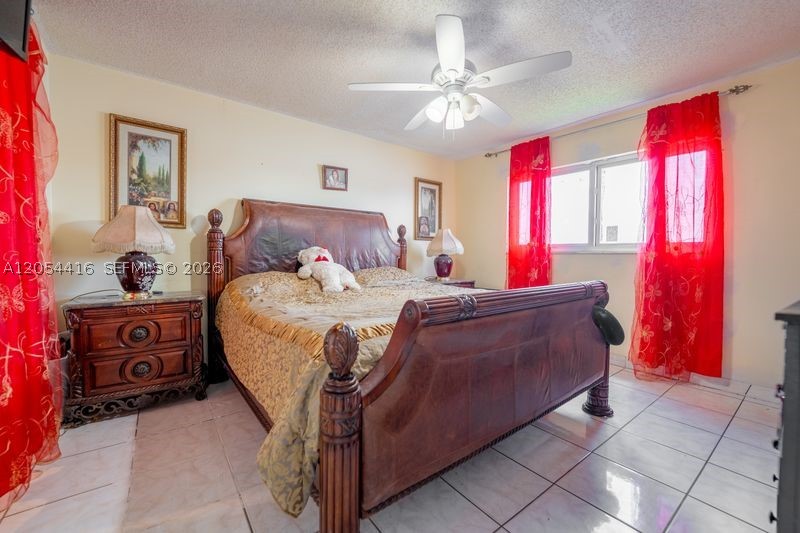 Hialeah Gardens photo 3