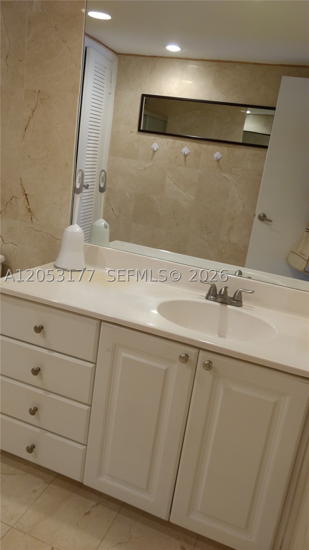 Sunny Isles Beach photo 2