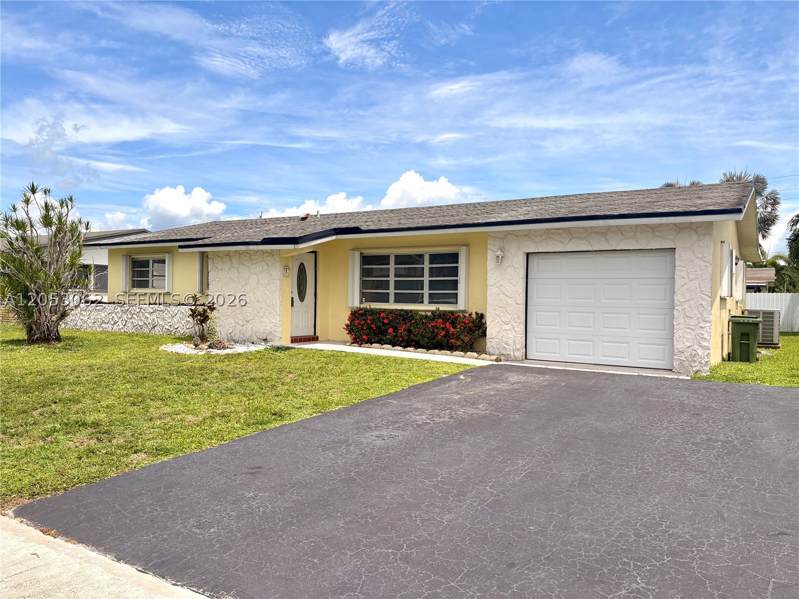 Pembroke Pines photo 4