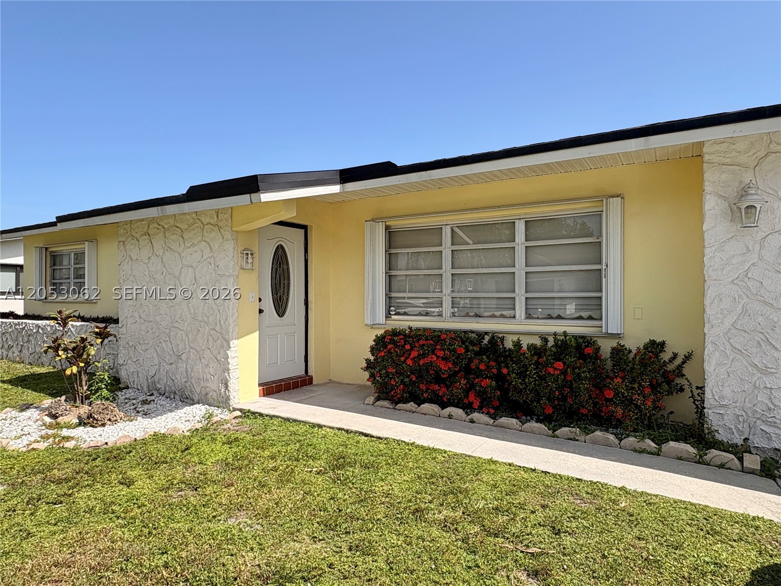 Pembroke Pines photo 5