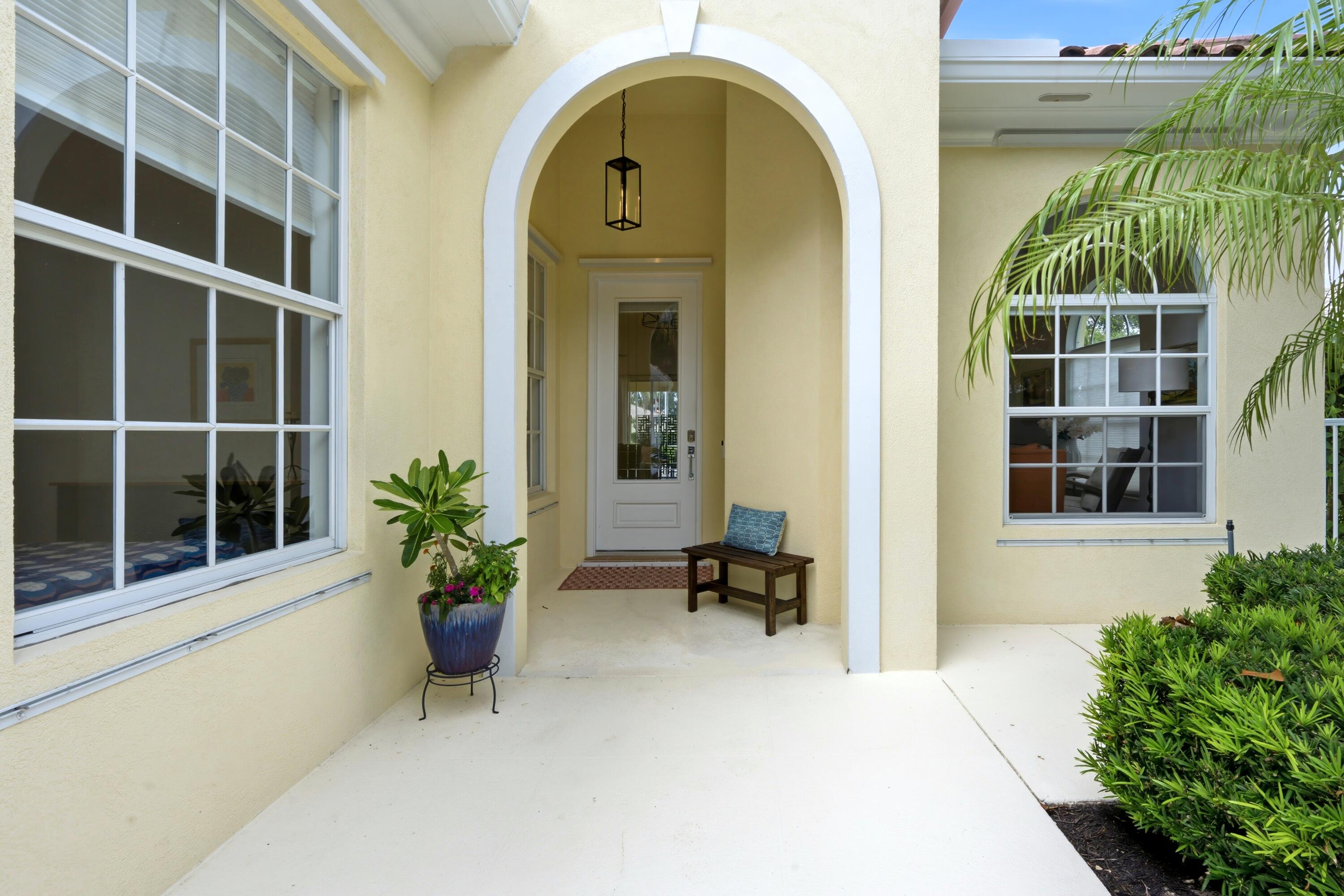 Palm Beach Gardens photo 3