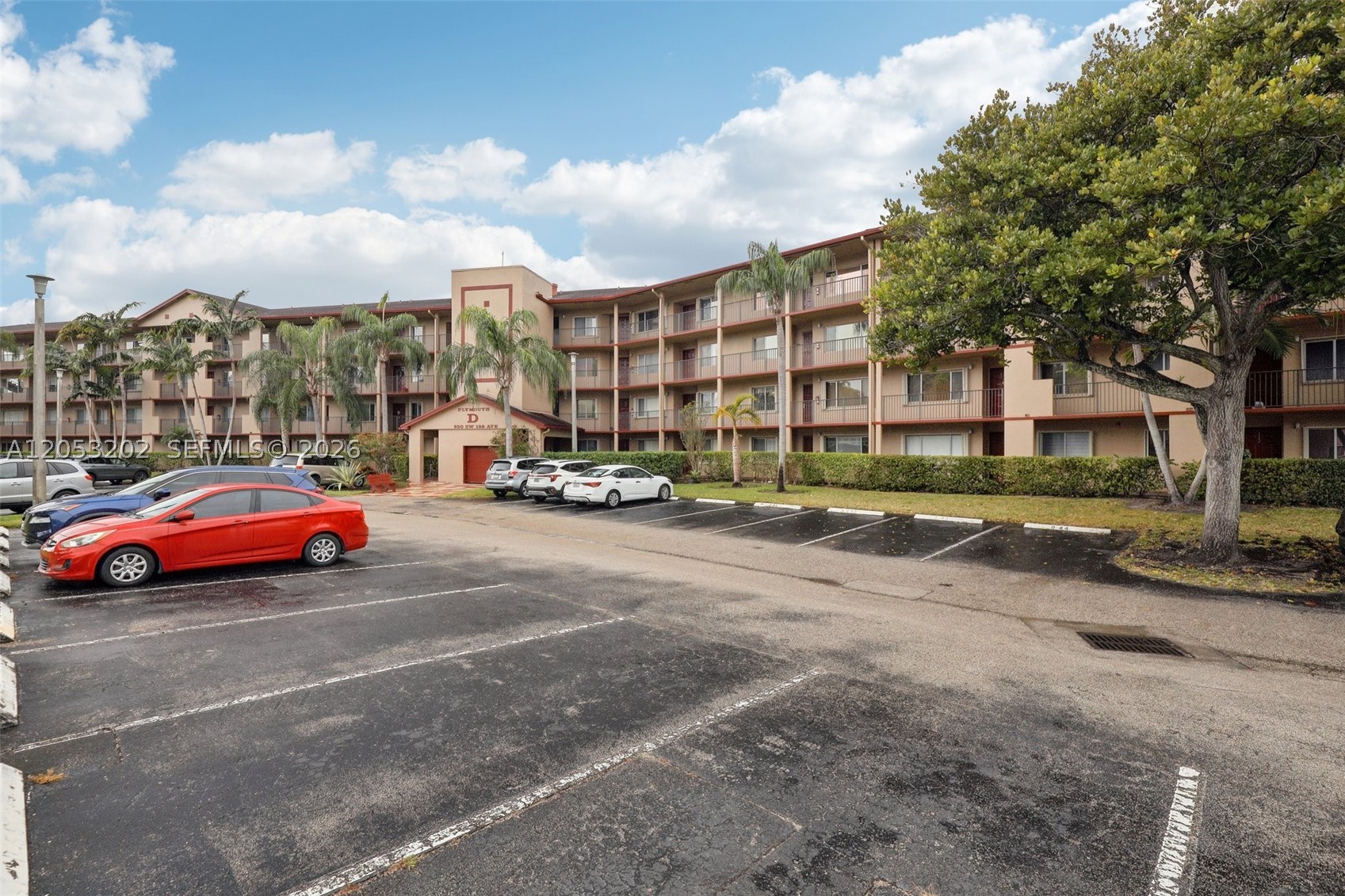 Pembroke Pines photo 3