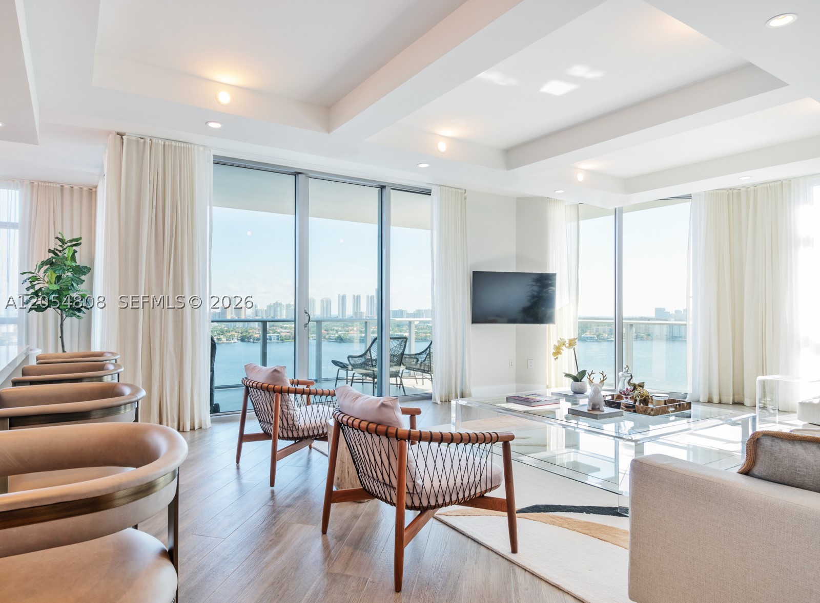 North Miami Beach photo 5