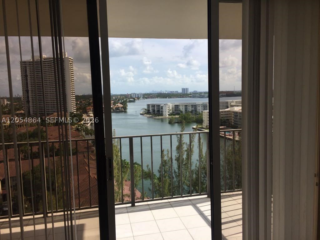 Aventura photo 4