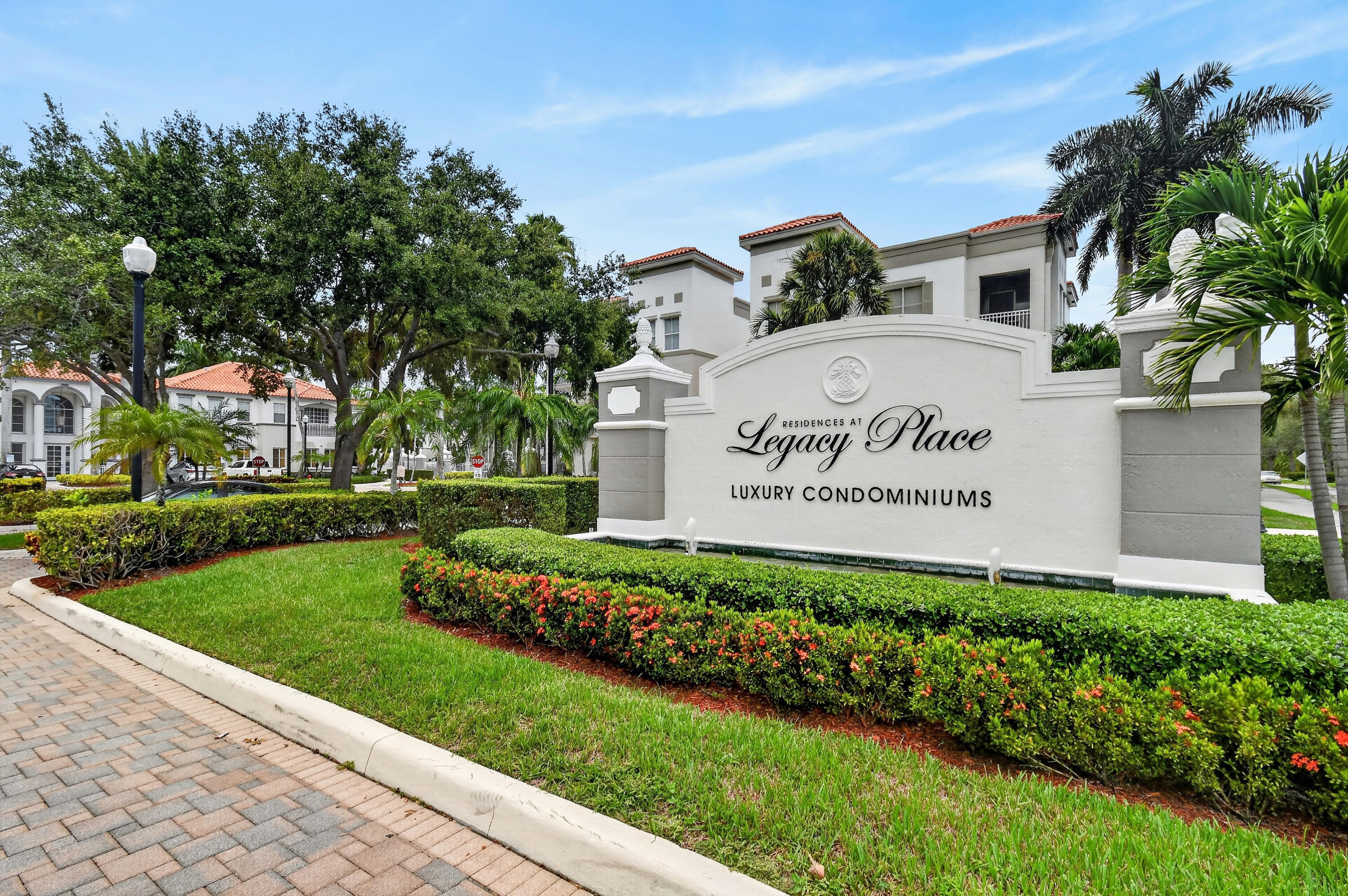 Palm Beach Gardens photo 1