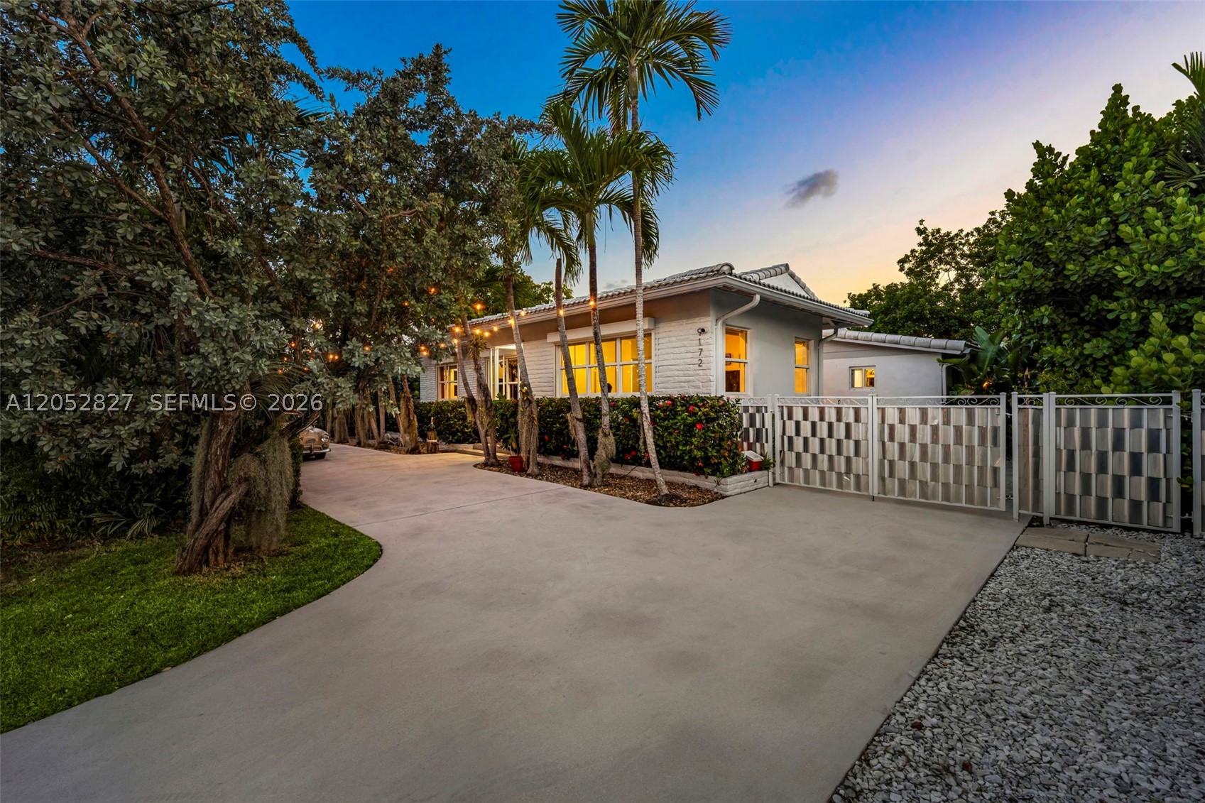 Surfside photo 4