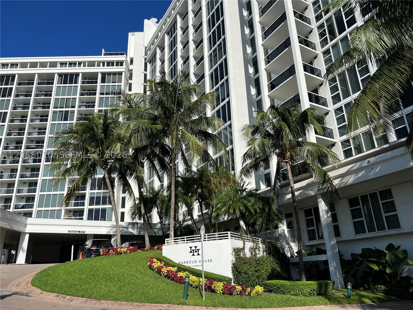 Bal Harbour photo 2