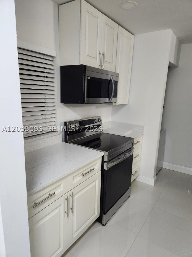 Pembroke Pines photo 5