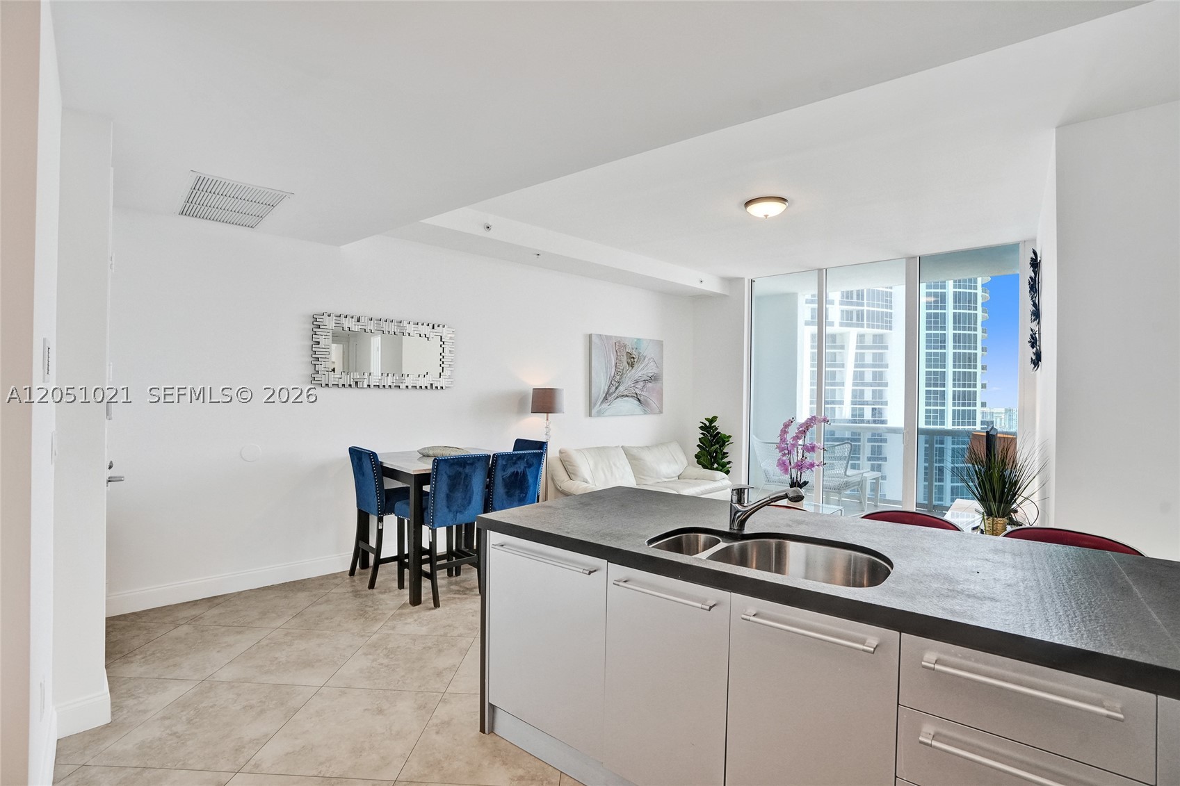 Sunny Isles Beach photo 2