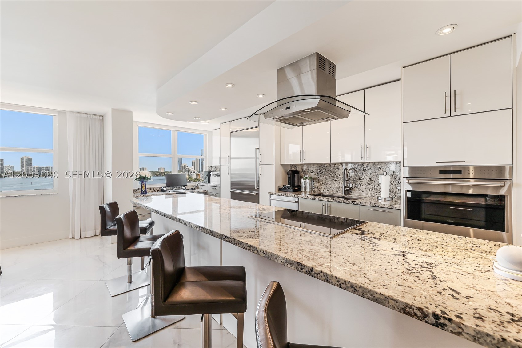 Sunny Isles Beach photo 1