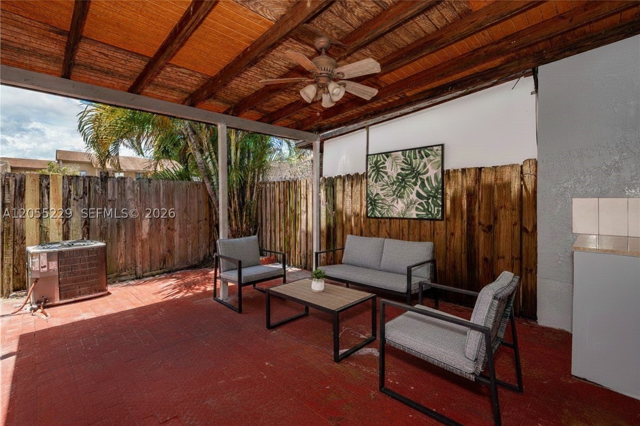 Hialeah photo 5