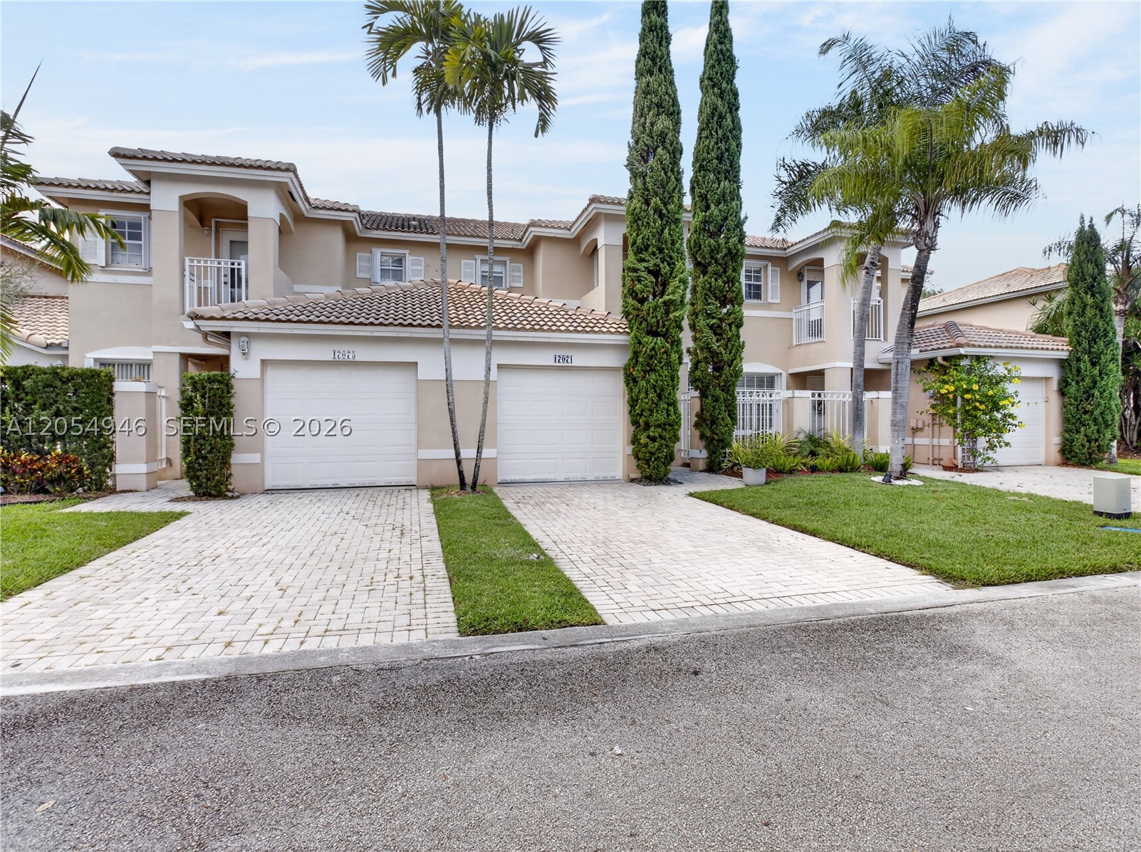 Pembroke Pines photo 4