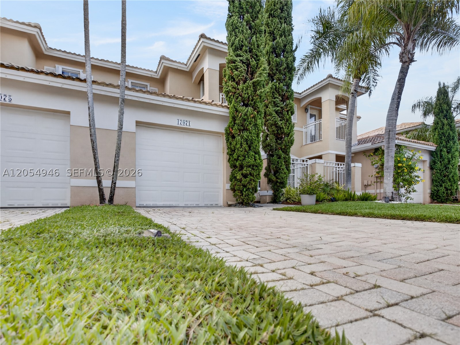 Pembroke Pines photo 5
