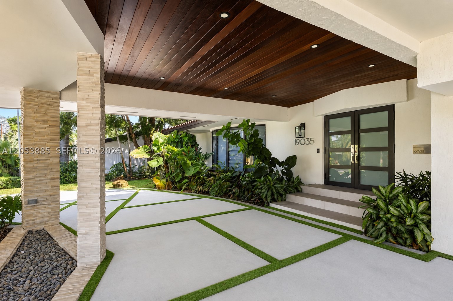 Hialeah photo 5