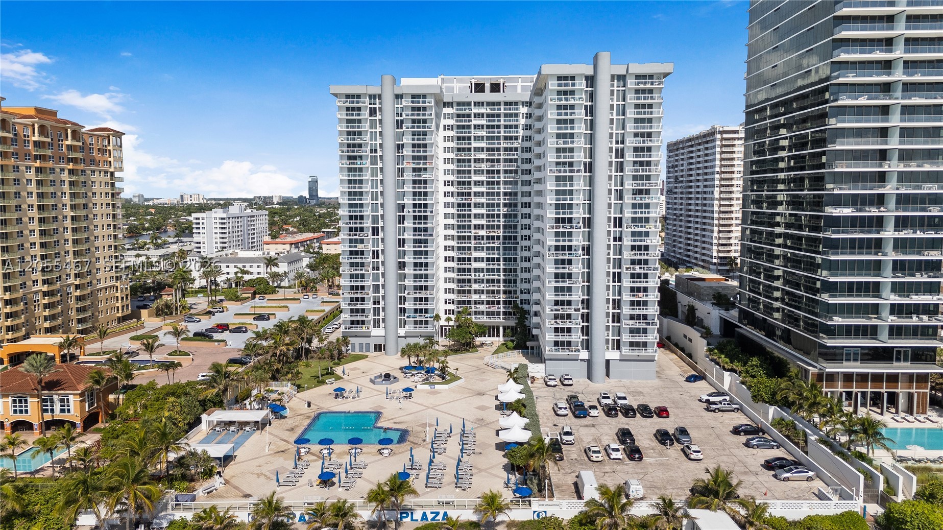 Hallandale Beach photo 3
