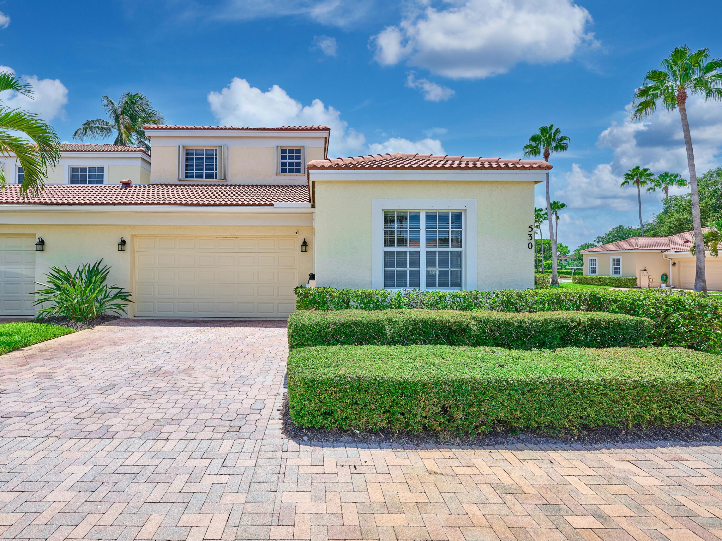 Palm Beach Gardens photo 1