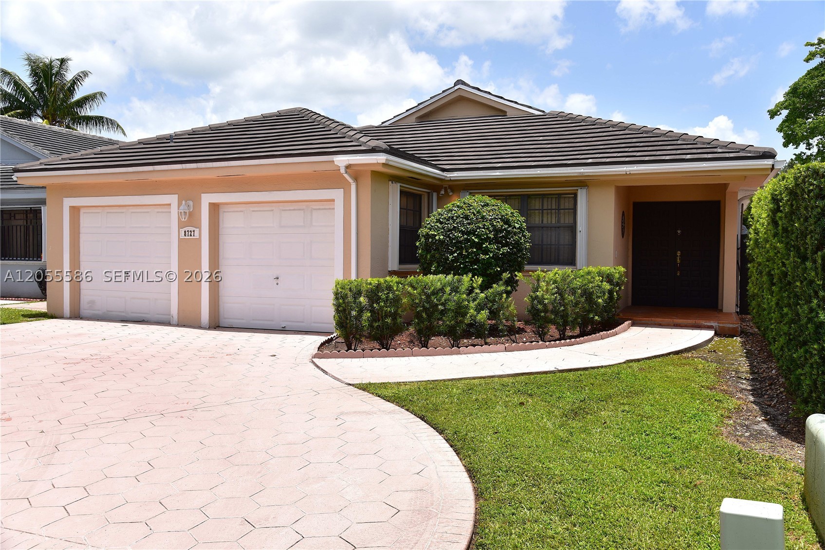 Miami Lakes photo 2