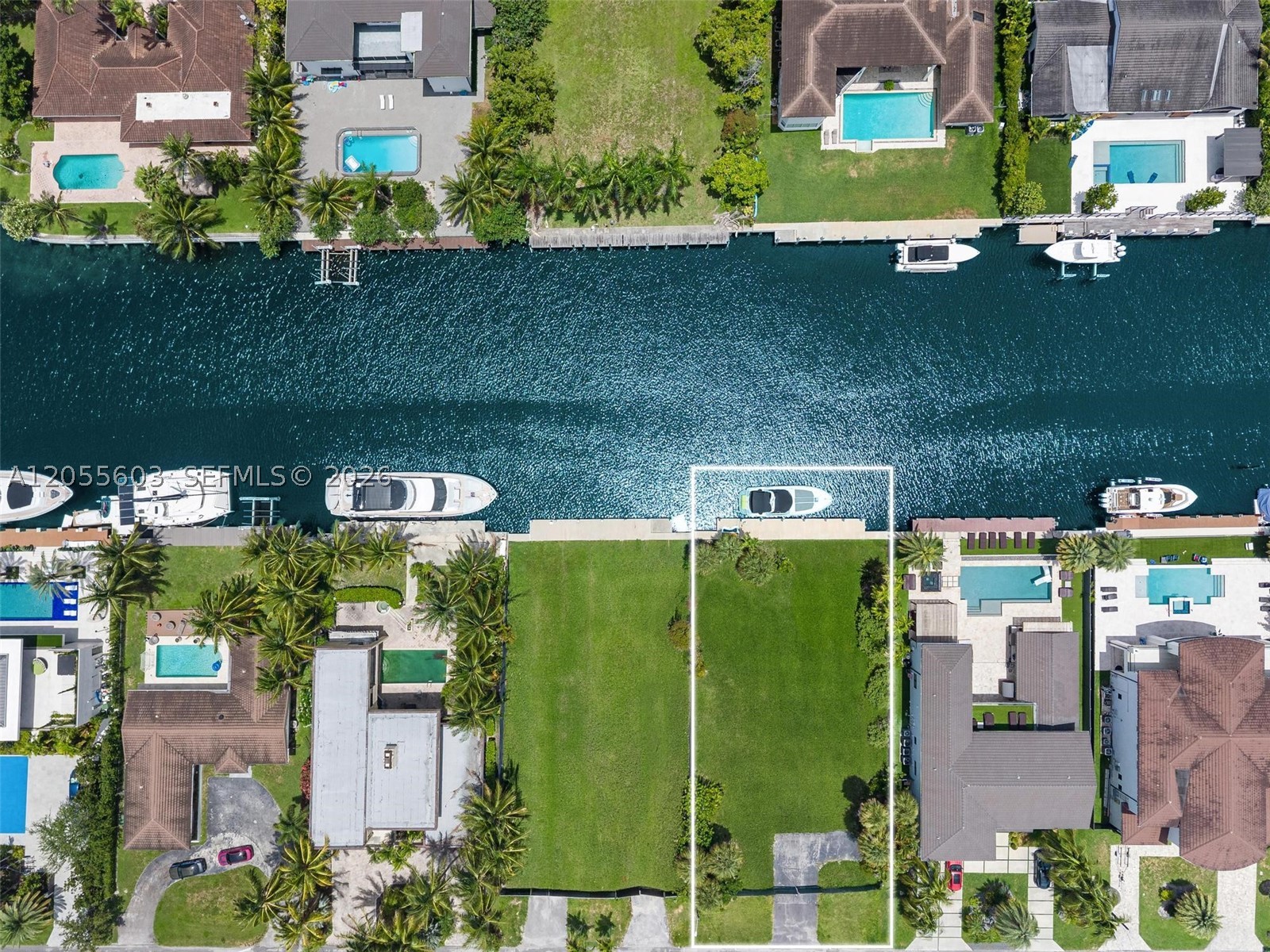 Hallandale Beach photo 2