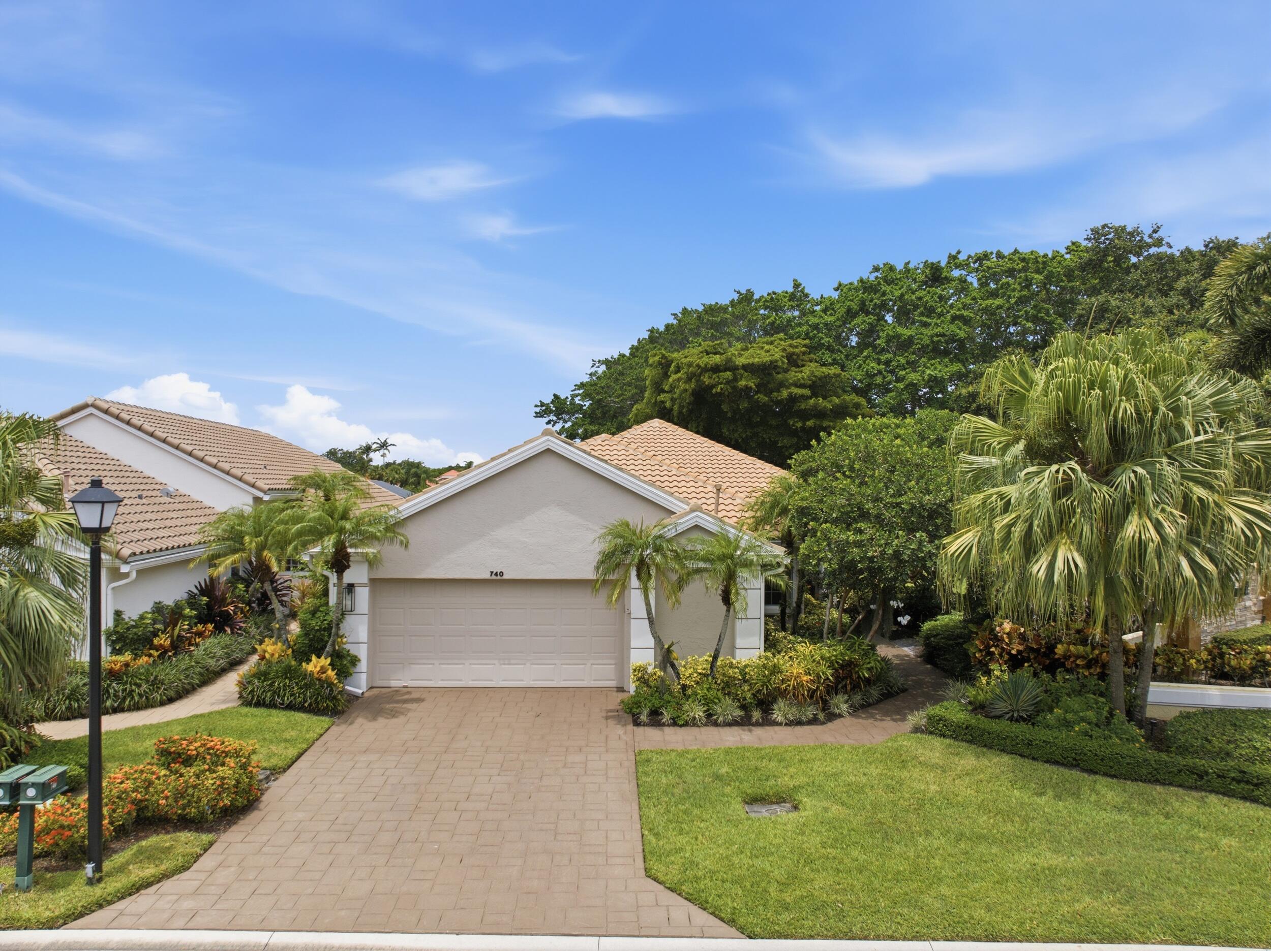 Palm Beach Gardens photo 2
