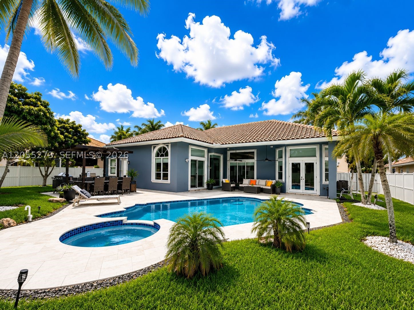 Pembroke Pines photo 1