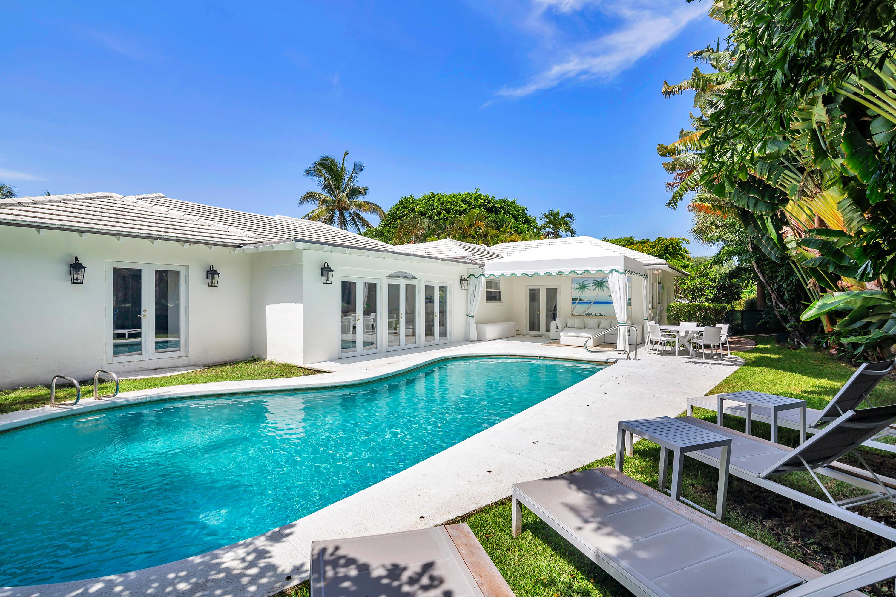 Palm Beach photo 2