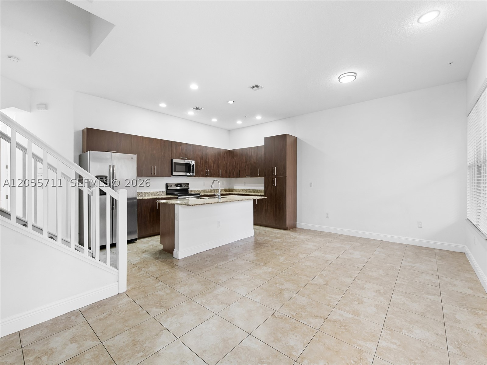 Pembroke Pines photo 4