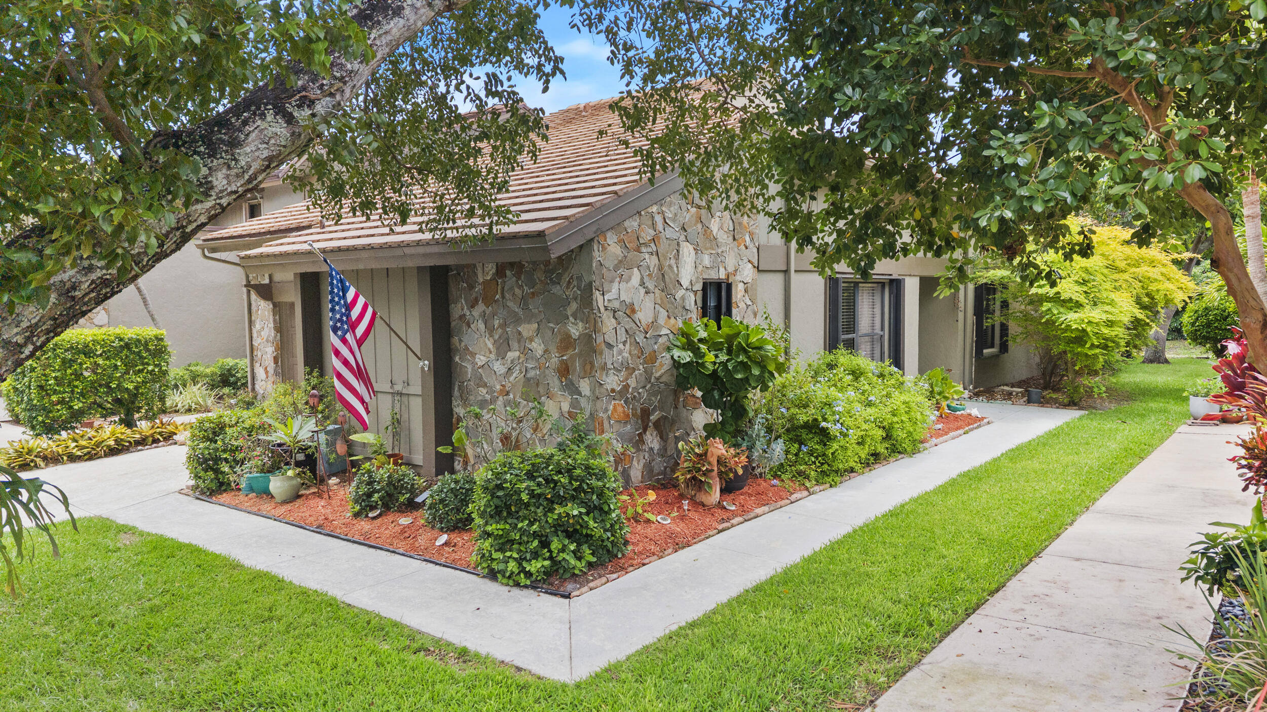 Palm Beach Gardens photo 4